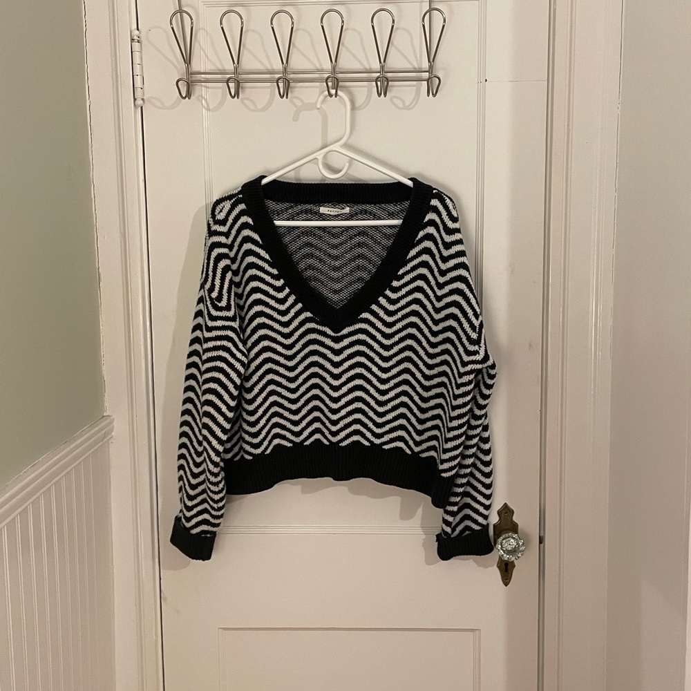 PacSun Black and White Striped Cropped Sweater